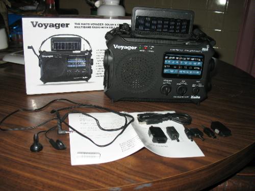 Kaito KA500 5-way Powered Emergency AM/FM/SW NOAA Weather Alert Radio with Solar, Dynamo Crank, Flashlight and Reading Lamp, Color Black customer photo 2