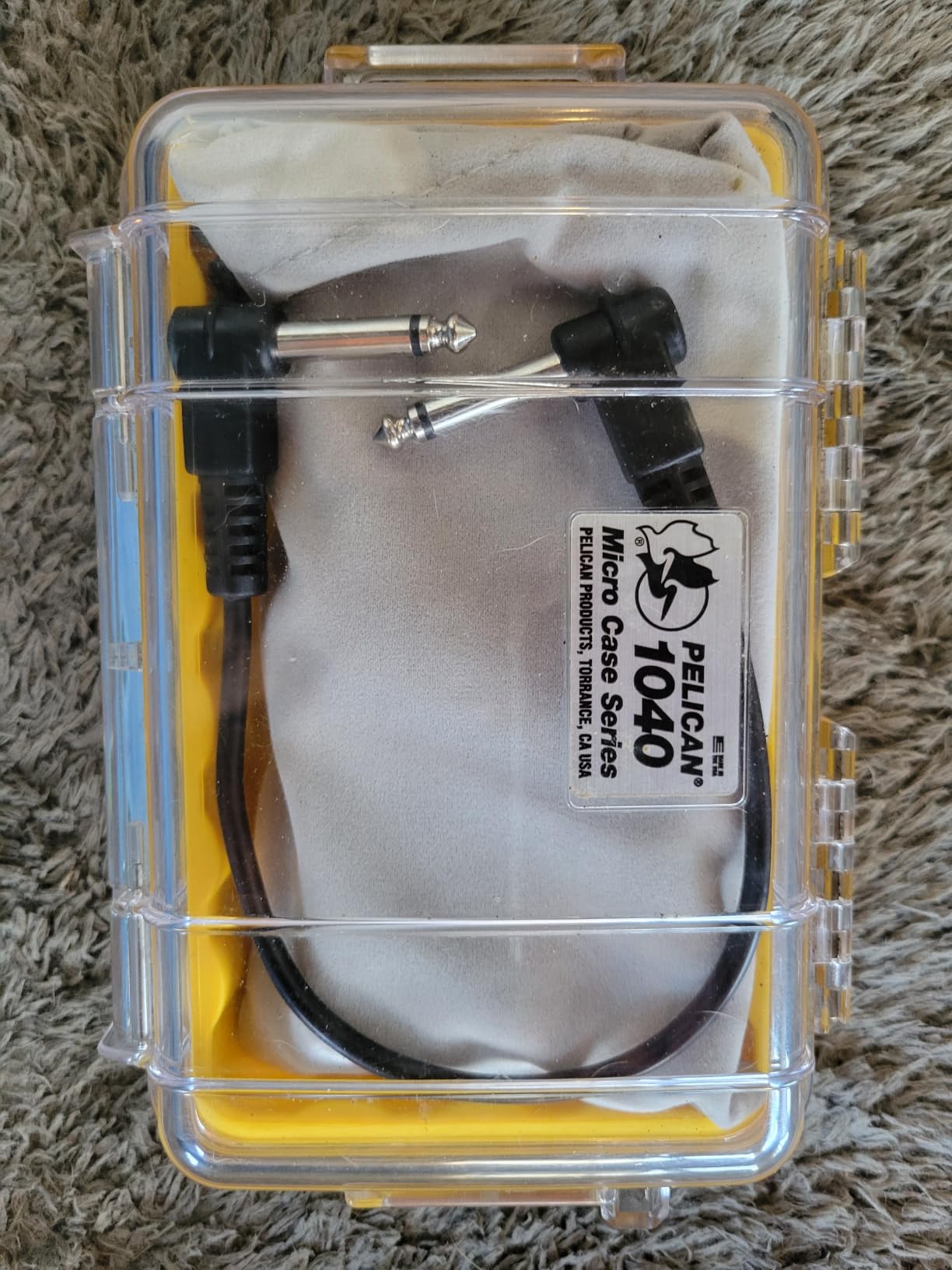 Pelican 1040 Micro Case (Black/Clear) customer photo 2
