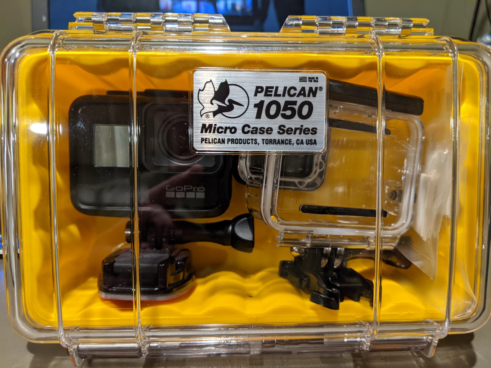Pelican 1050 Micro Case (Blue/Clear) customer photo 1