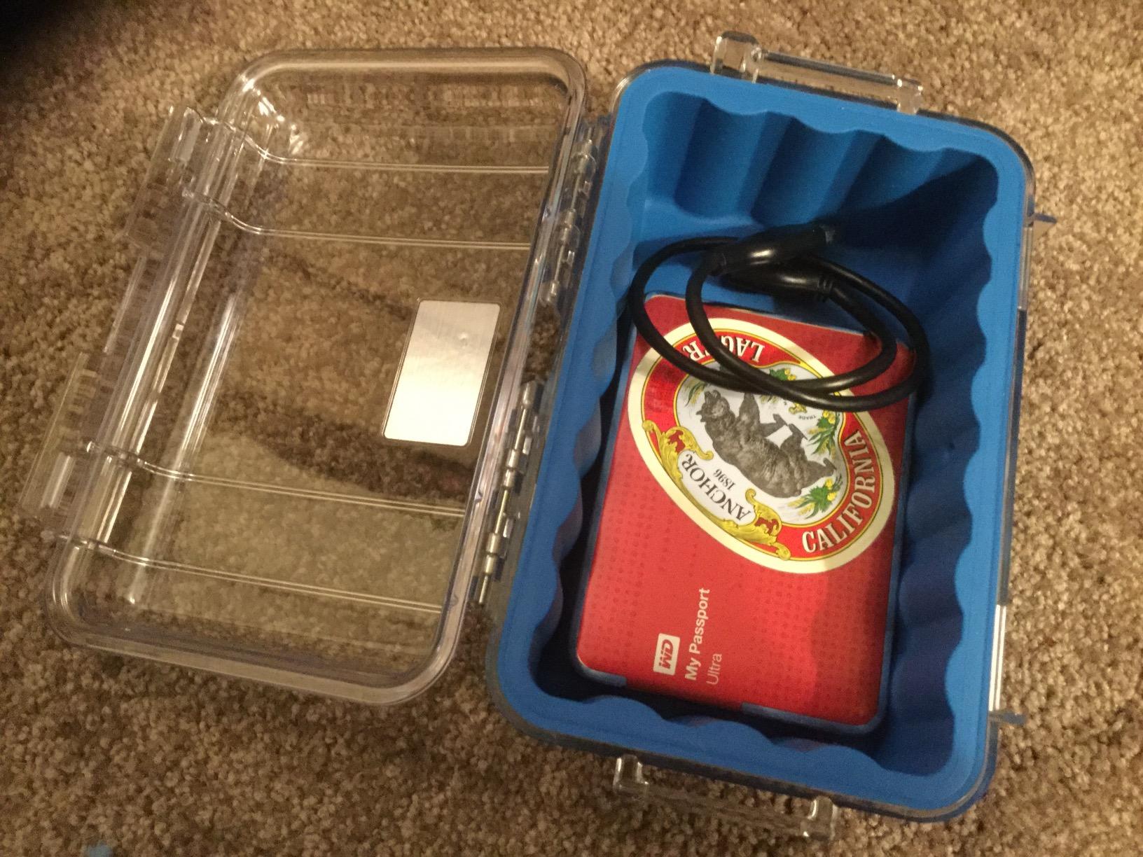 Pelican 1050 Micro Case (Blue/Clear) customer photo 2