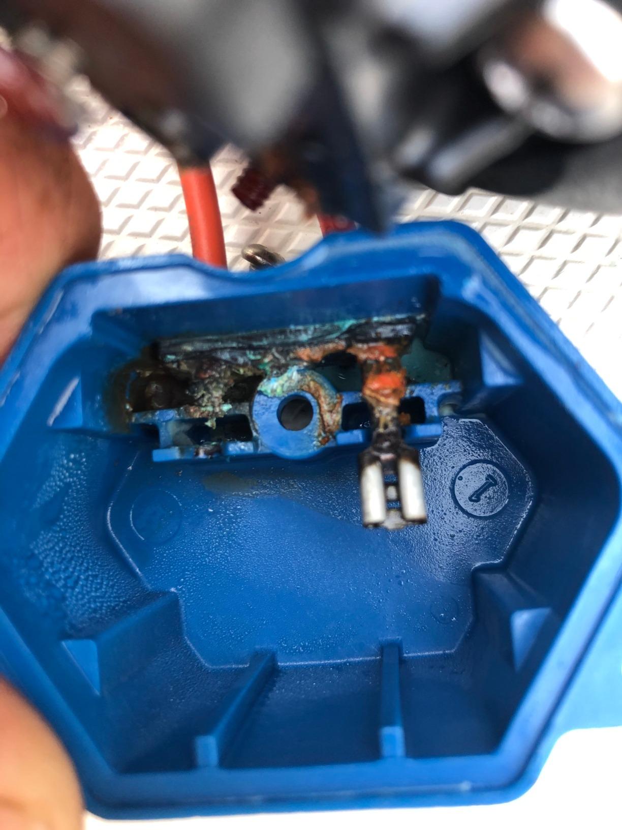 Jabsco 32900-0092 ParMax 4.0 GPM Washdown Pump - 12VDC 60 PSI with 25 ft. Hose Coil customer photo 1