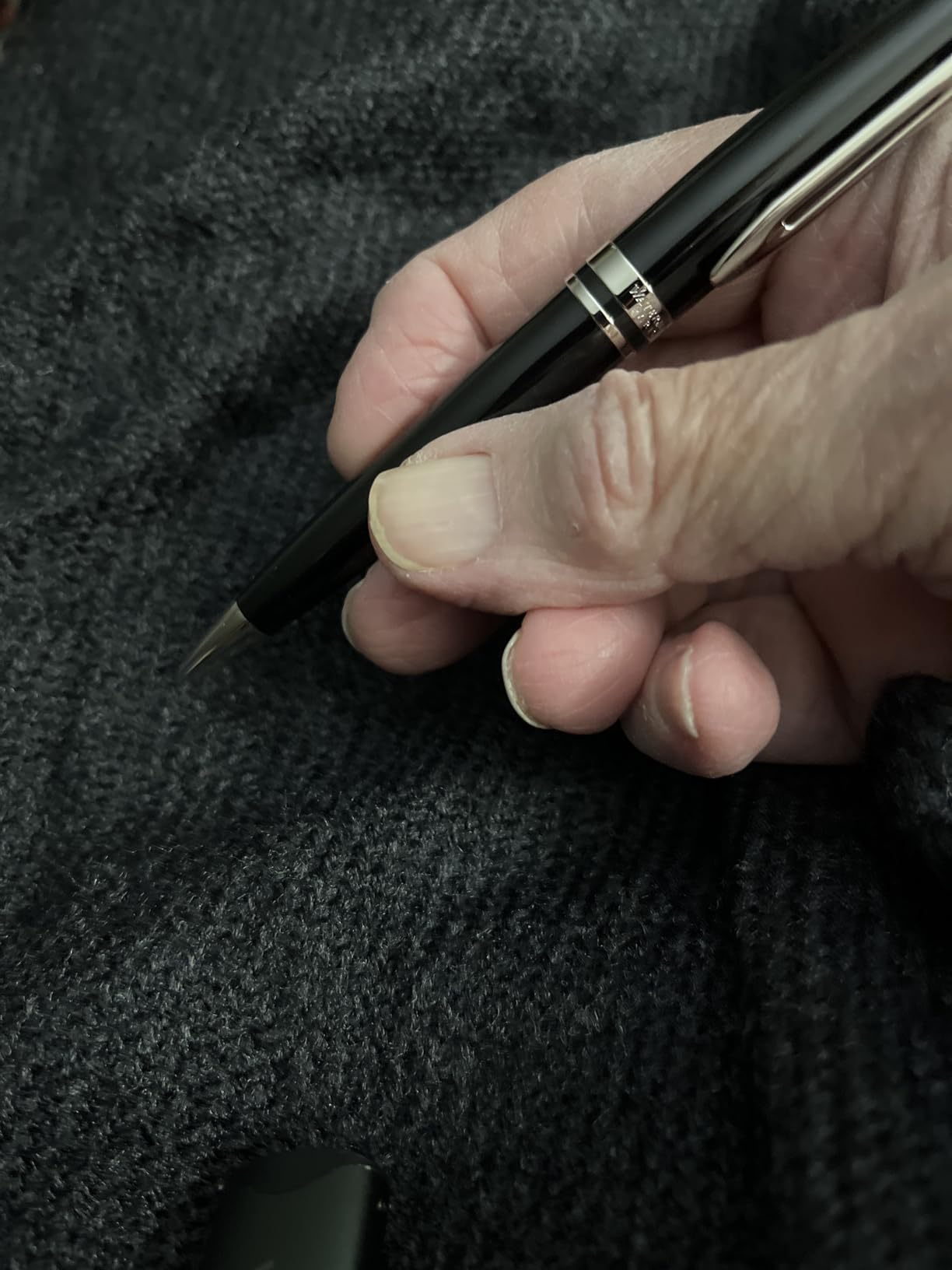 Waterman Expert Ballpoint Pen, Gloss Black with Chrome Trim, Medium Tip, Blue Ink, Luxury Pen in Gift Box - Supreme Writing Comfort, Signature Style, Polished, Professional customer photo 1