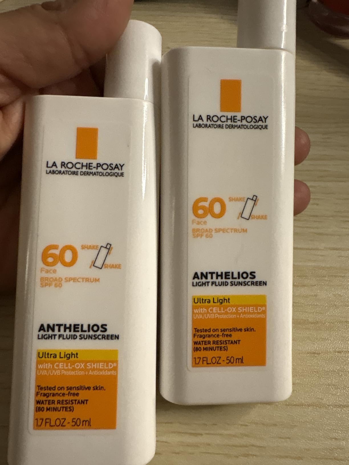 La Roche-Posay Anthelios Light Fluid Facial Sunscreen SPF 60, Lightweight Sunscreen For Face, Fluid Texture, Broad Spectrum SPF + Antioxidants, Oil Free & Oxybenzone Free, Travel Size 1.7 Fl. Oz. customer photo 2