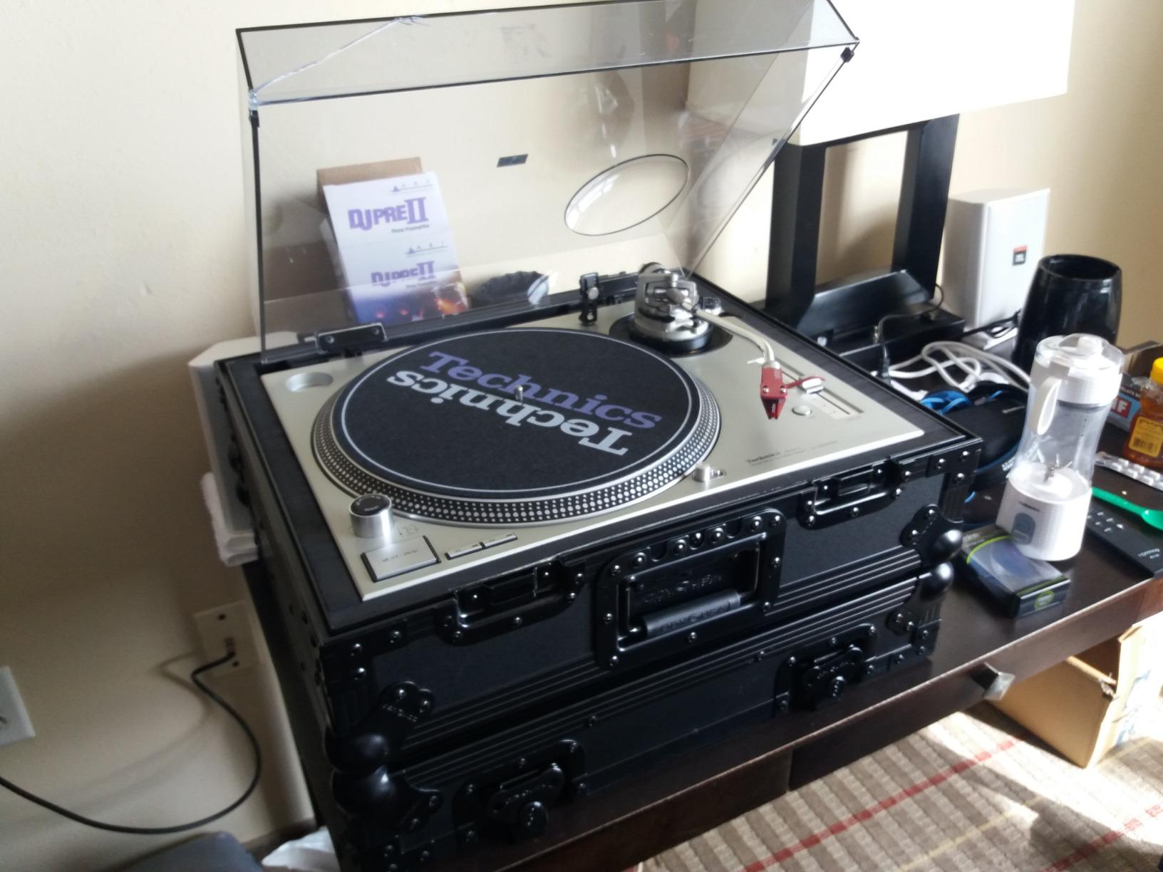 Odyssey FZ1200BL Black Label Turntable Flight Case customer photo 1