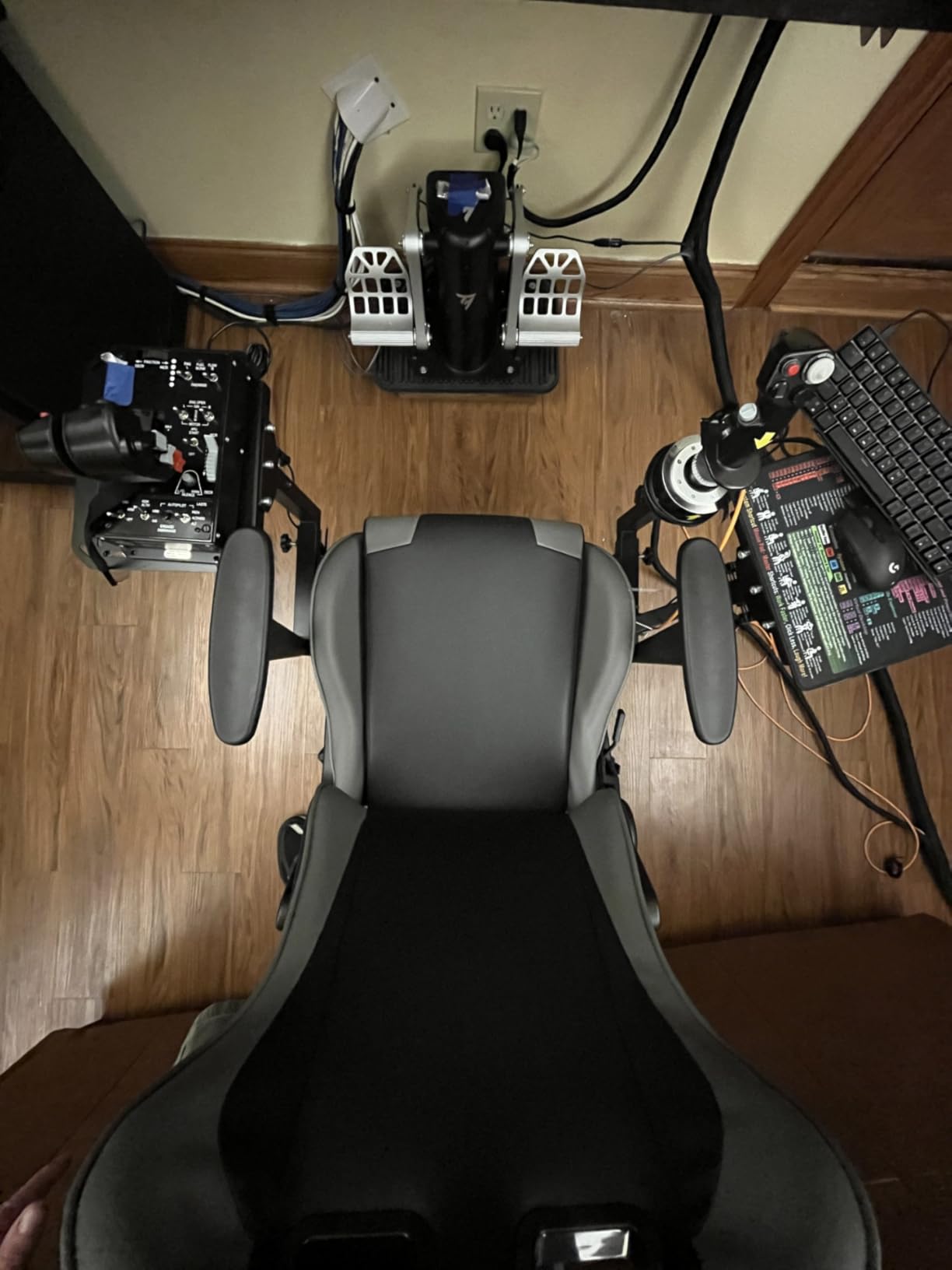 Thrustmaster HOTAS Warthog Flight Stick and Throttle - Metal Dual Throttle System, Official Replica of the U.S Air Force A-10C Aircraft Controls, Precision Flight Simulator Controller for PC customer photo 1