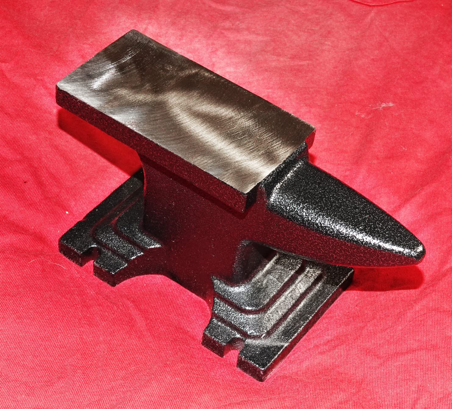 Olympia Tools 9-Pound Cast Iron Hobby Anvil 38-789, Gray customer photo 2