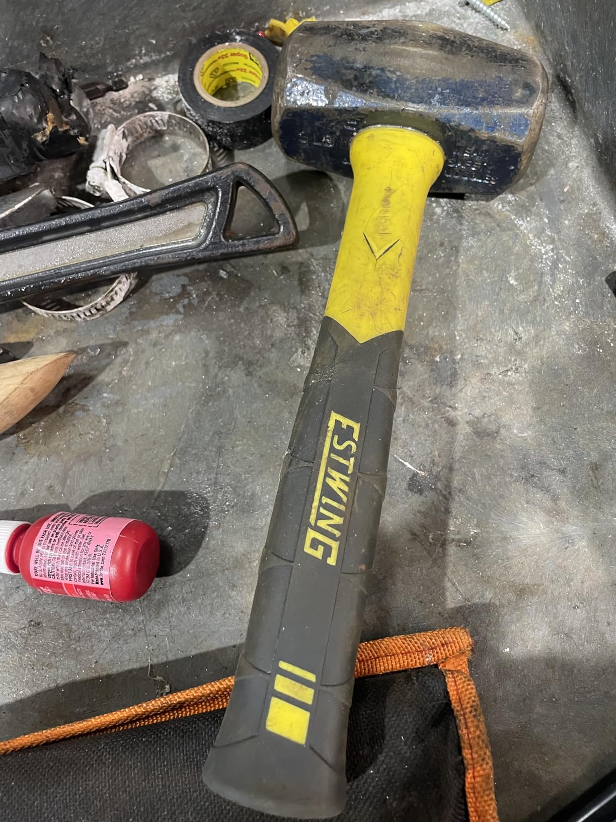 ESTWING Sure Strike Drilling/Crack Hammer - 3-Pound USA Made Sledge with Fiberglass Handle & No-Slip Cushion Grip - MRF3LB customer photo 1