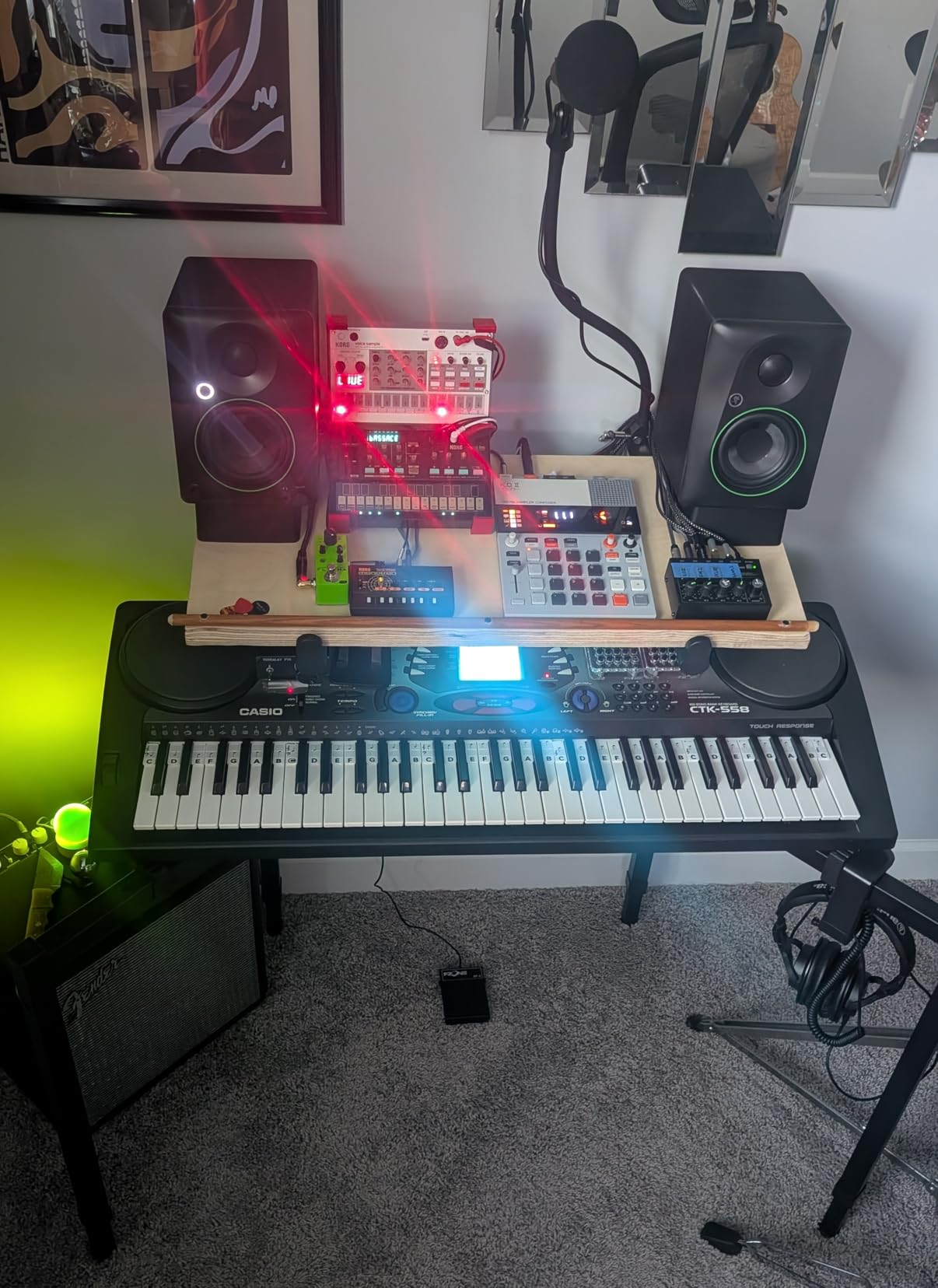 Griffin Double Piano Keyboard Stand & Laptop Mount (QuickFOLD Series) - 2 Tier/Dual Portable Studio Mixer Rack for Turntables, DJ Coffins, Digital Audio Gear & Music Equipment - Folding Multi Stage customer photo 1