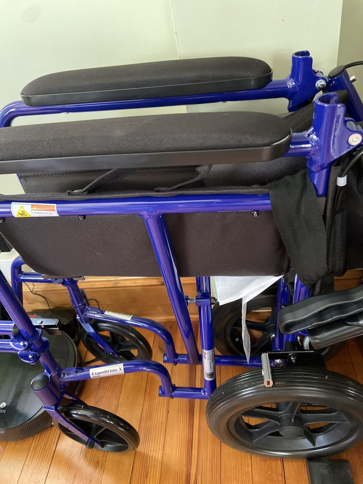 Drive Medical Lightweight Expedition Folding Transport Wheelchair - Ultra Lightweight Mobility Support for Seniors & Adults - Strong Aluminum Frame - Hand Brakes - Compact Folding Travel Chair - Red customer photo 2