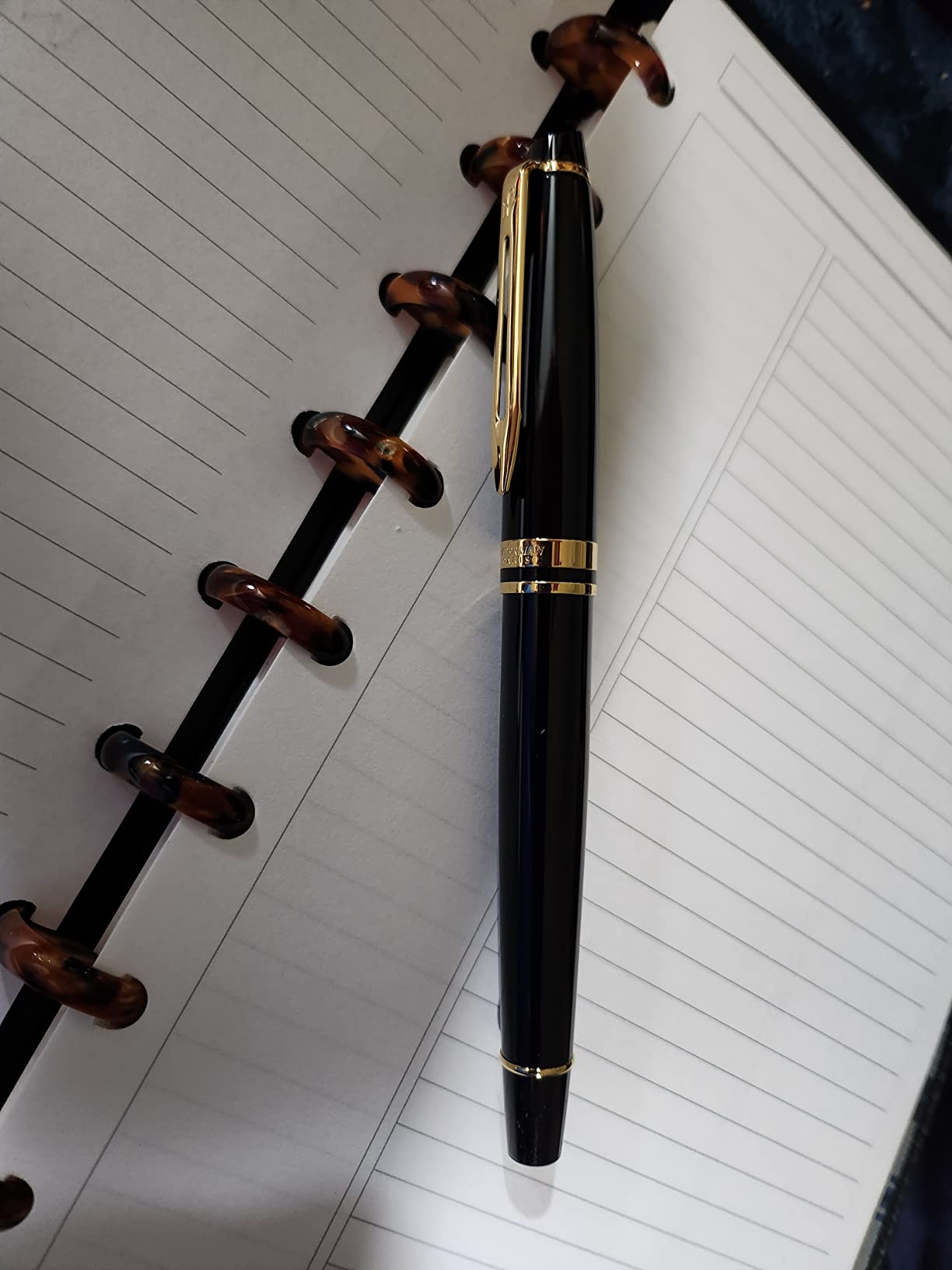 Waterman Expert Fountain Pen, Gloss Black with 23k Gold Trim, Medium Nib, Luxury Pen in Gift Box, Fountain Pen for Writing customer photo 1