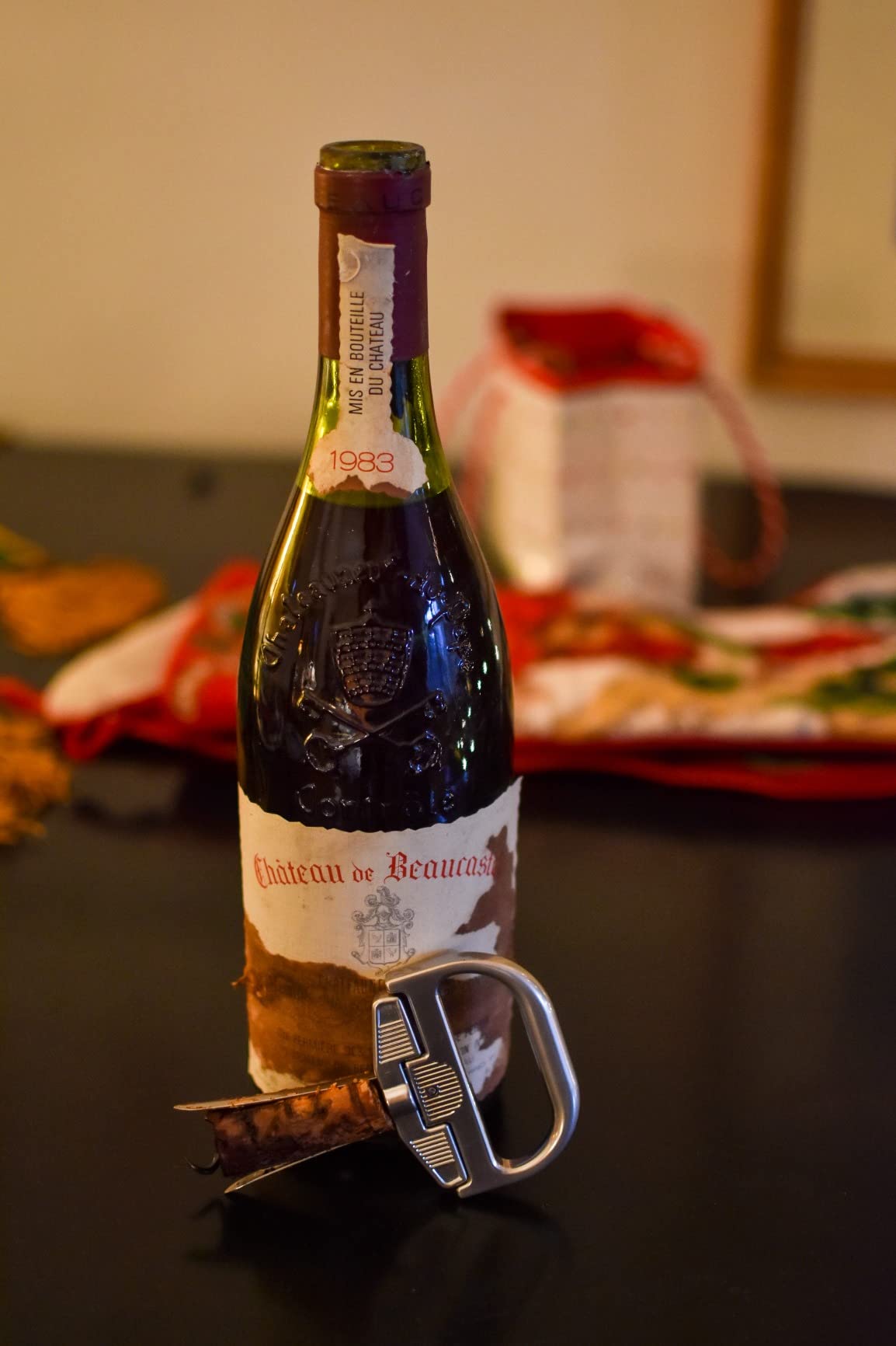 The Durand two part device to successfully remove older and fragile wine corks whole and intact. customer photo 2