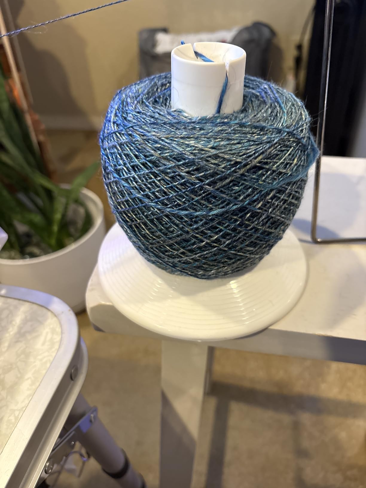 Stanwood Needlecraft Large Metal Yarn/Fiber/Wool/String Ball Winder - 10 oz customer photo 1