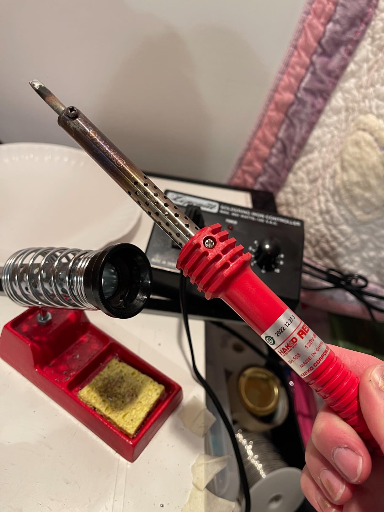 Hakko 503F-V12ED/P Soldering Iron, Red, 60W customer photo 2
