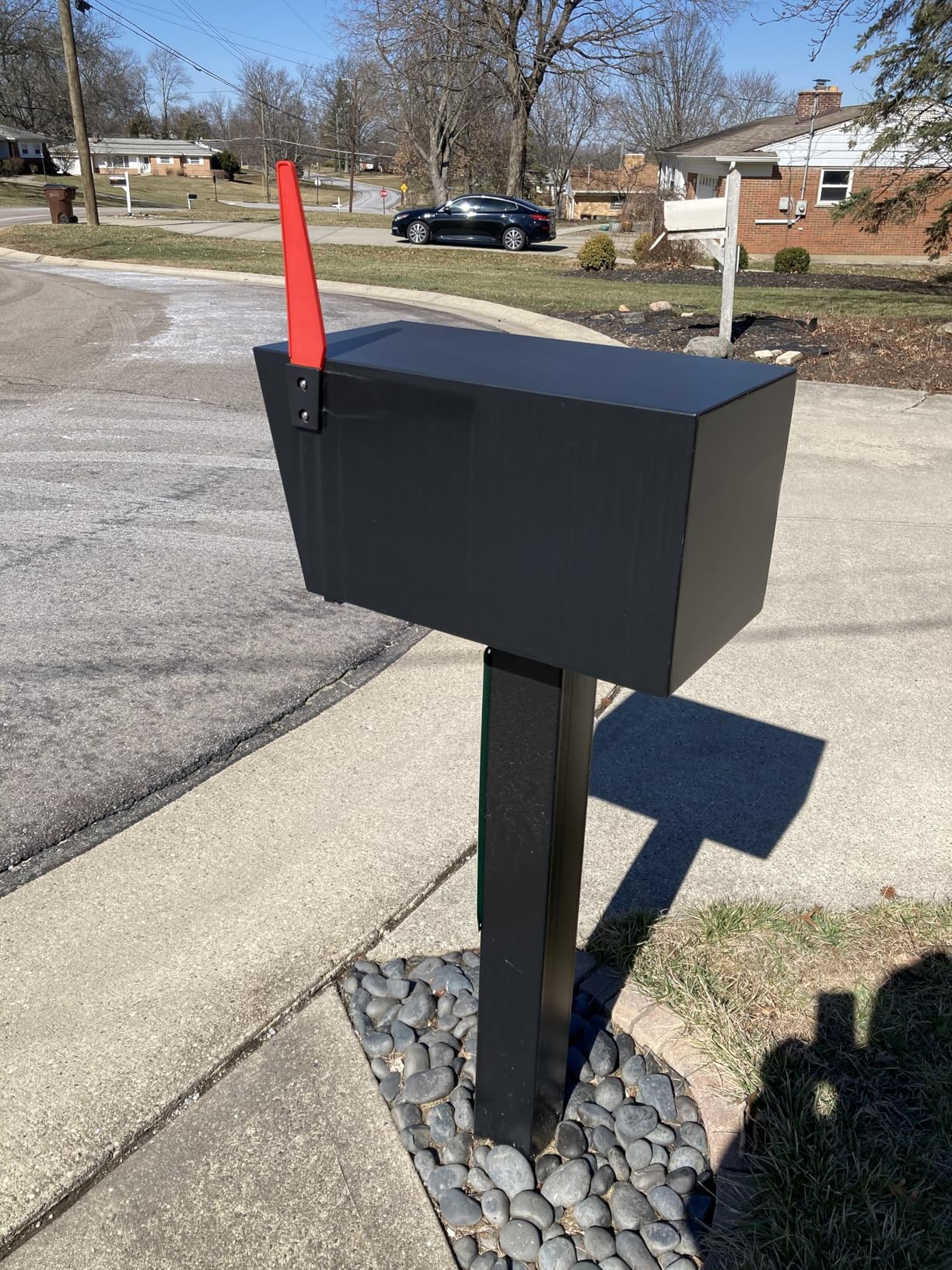 Mail Boss 7506 Mail Manager Curbside Locking Security Mailbox, Black, Large customer photo 1
