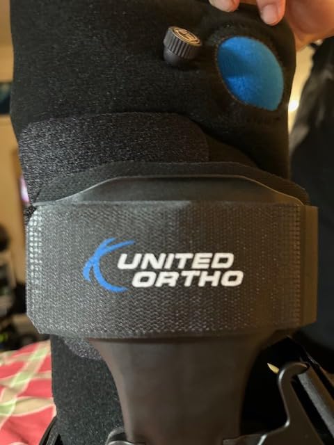 United Ortho USA14115 Short Air Cam Walker Fracture Boot, Medium, Black customer photo 2