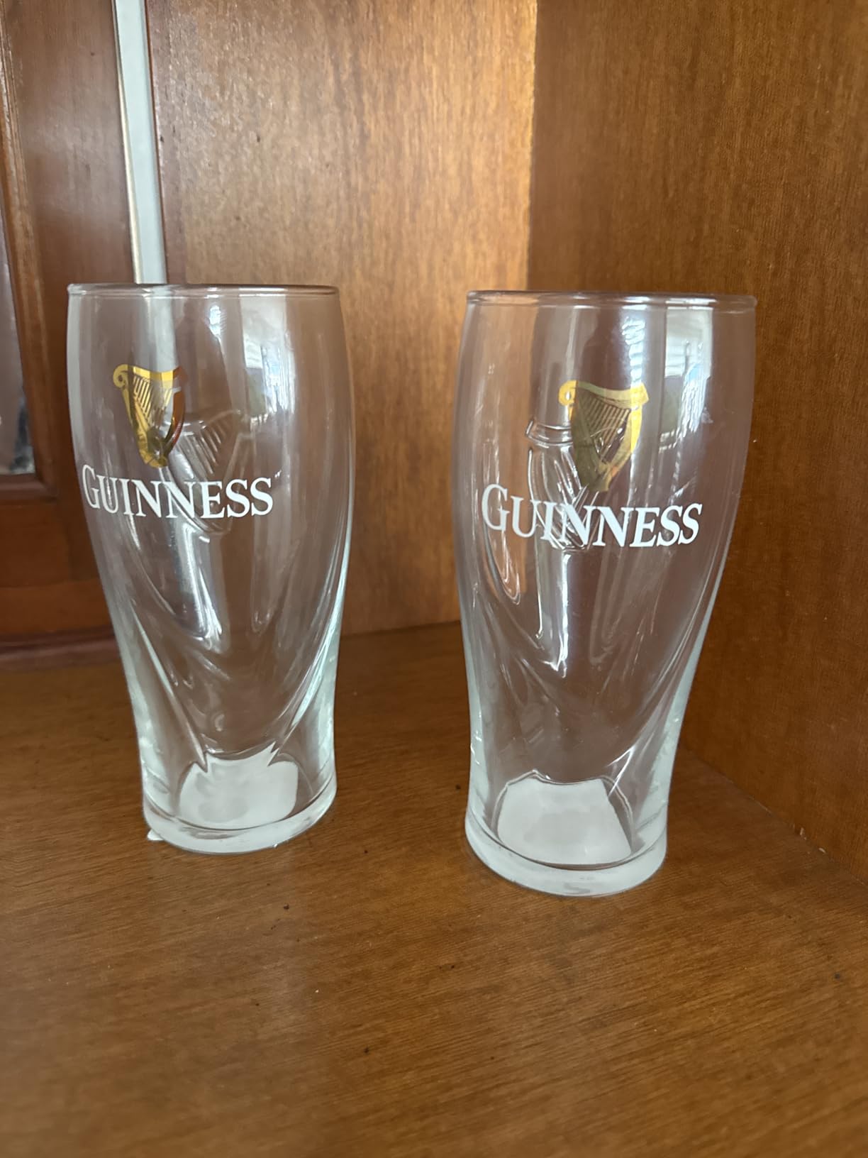 Guinness 20oz Beer Glasses Twin Pack | Certified Official Merchandise | Ideal gift for Beer Lovers customer photo 1