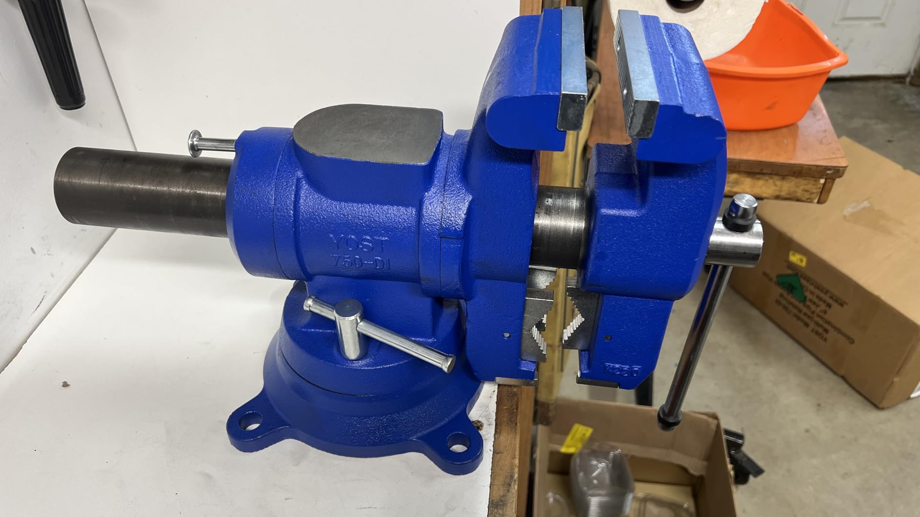 Yost Vises 750-DI Multi-Jaw Rotating Vise System | 2 in 1 Multipurpose Bench and Pipe Vise | Secure Grip with Swivel Base | Made with a Combination of Ductile Iron & Hardened Steel | Gray customer photo 1