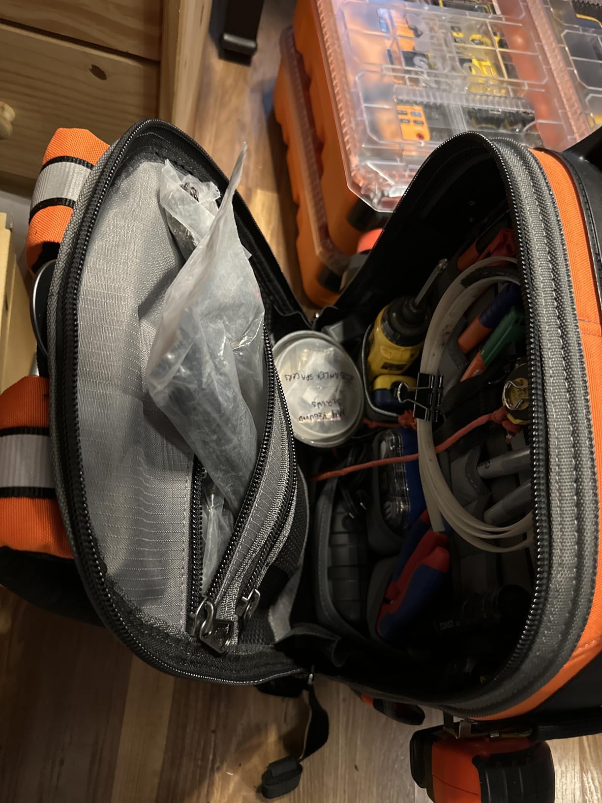 Veto Pro Pac Tech Pac Tool Backpack - Heavy-Duty Weatherproof Tool Bag with 46 Pockets, Waterproof Molded Base & Ergonomic Padded Straps customer photo 1