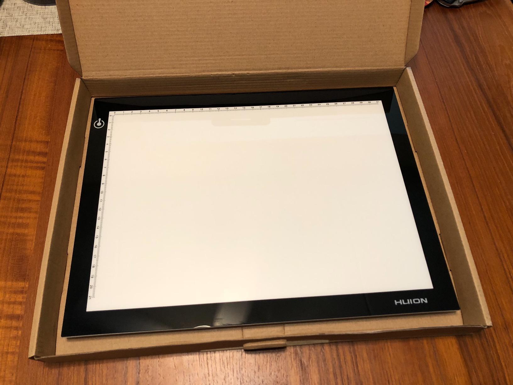 HUION L4S LED Light Box A4 Ultra-Thin USB Powered Adjustable Light Pad for Tracing customer photo 1