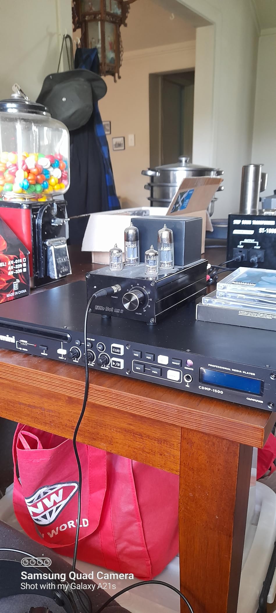 Gemini Professional Rackmount CD Player - DJ CD Player with Pitch Control, USB Media Player, Anti-Shock Technology, XLR/RCA Outputs, Remote Control for Venues, Studios & Events (CDMP-1500) customer photo 1