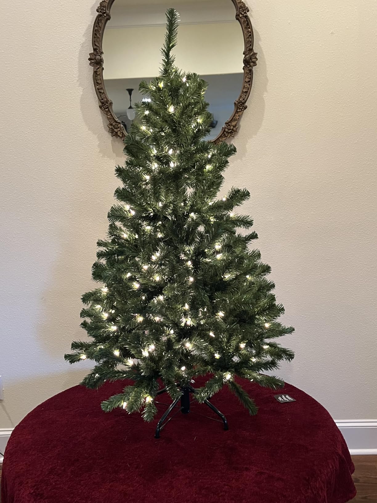 National Tree Company 4.5 ft Pre-Lit North Valley Spruce Artificial Christmas Tree, 200 Clear Lights, 398 Tips, Includes Stand, Green customer photo 2