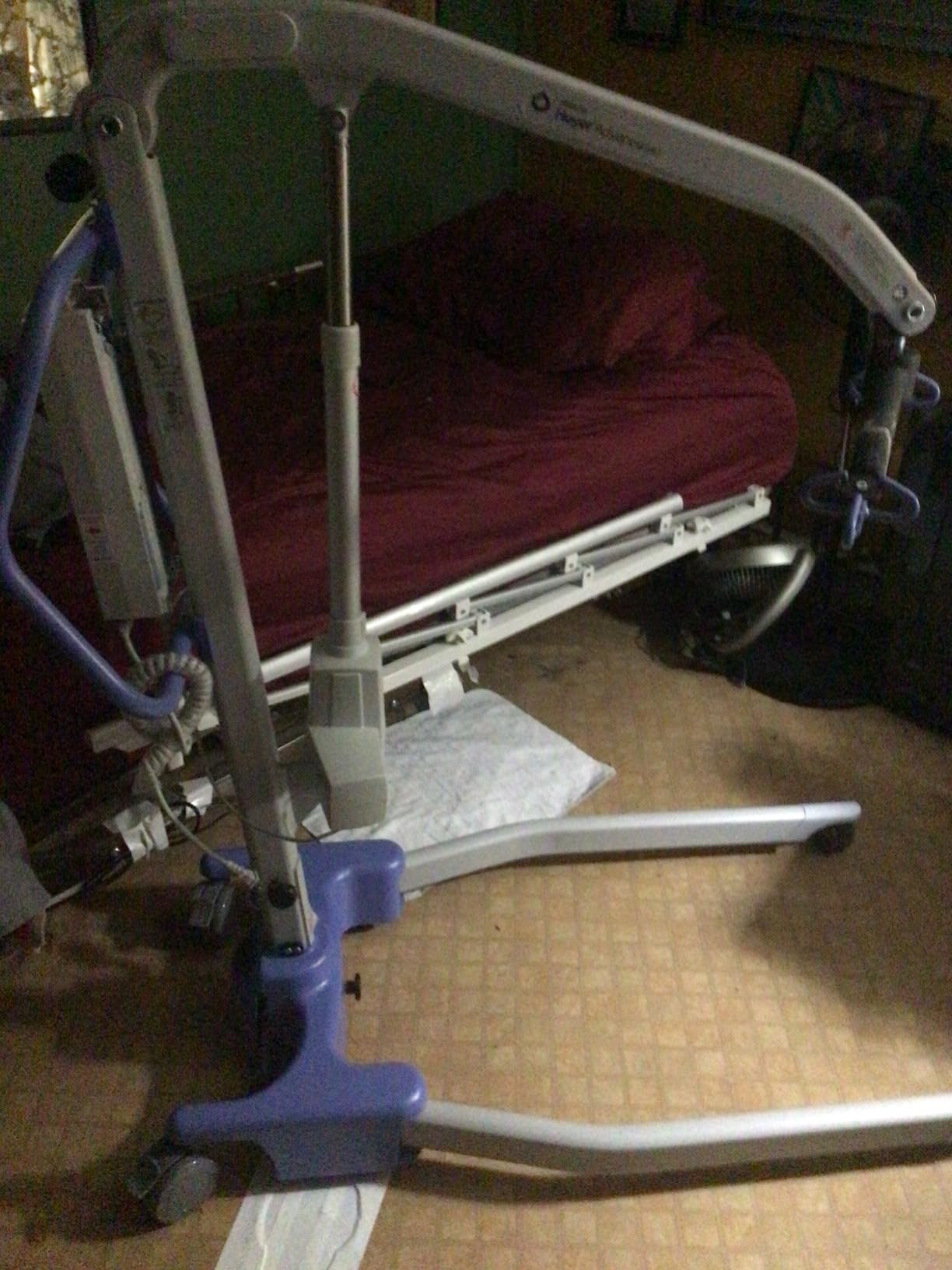 Joerns Hoyer Advance Electric Portable Patient Lift - Foldable Lightweight 70 lbs, 340 lb Capacity, Battery Powered for Home Care, Nursing & Professional Use- E340 customer photo 2