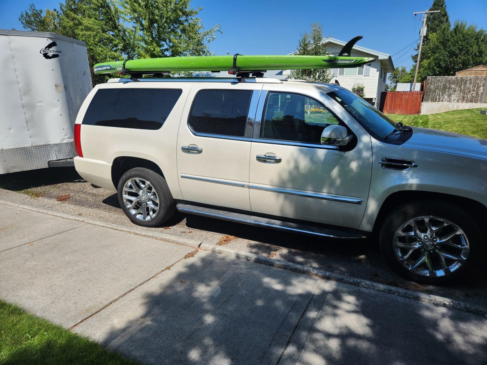Yakima SupDawg Fully Assembled Rooftop SUP & Surfboard Mount, Holds 2 Boards up to 36