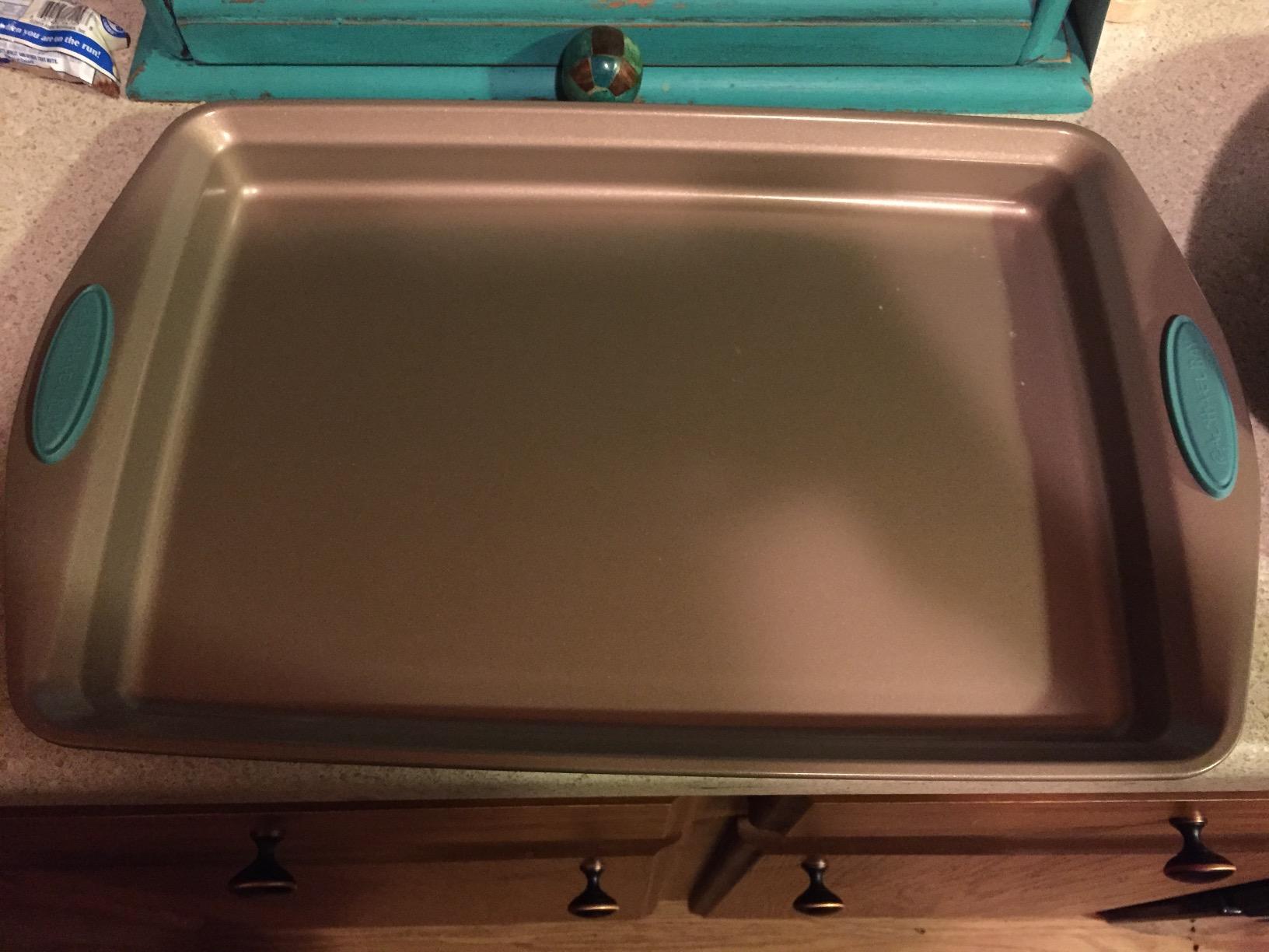 Rachael Ray Cucina Nonstick Bakeware Set Baking Cookie Sheets Cake Muffin Bread Pan, 10 Piece, Latte Brown with Cranberry Red Grips customer photo 2