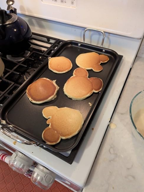 Cuisinart Griddle Skillet, Nonstick Double Burner, 10x18-Inch, MCP45-25NSP1 customer photo 1