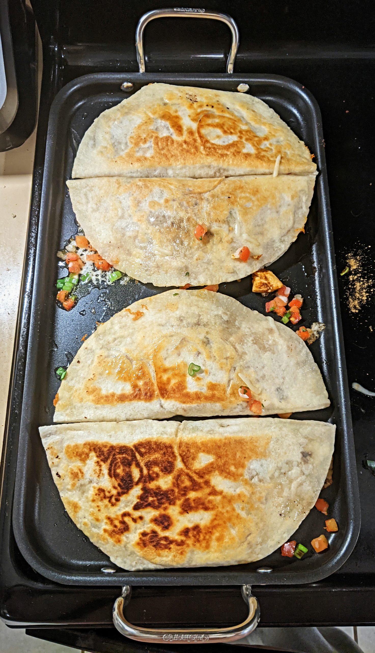 Cuisinart Griddle Skillet, Nonstick Double Burner, 10x18-Inch, MCP45-25NSP1 customer photo 2