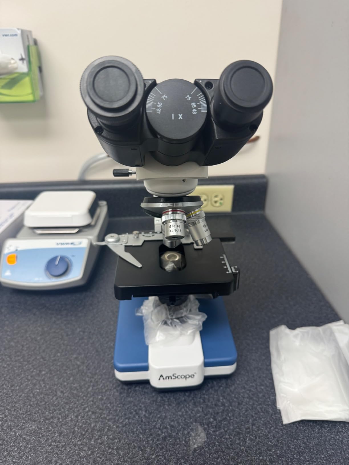 AmScope B120 Series Student & Professional LED Binocular Compound Microscope - 40X-2500X Magnification - Includes 5MP USB Camera & Siedentopf Head customer photo 1