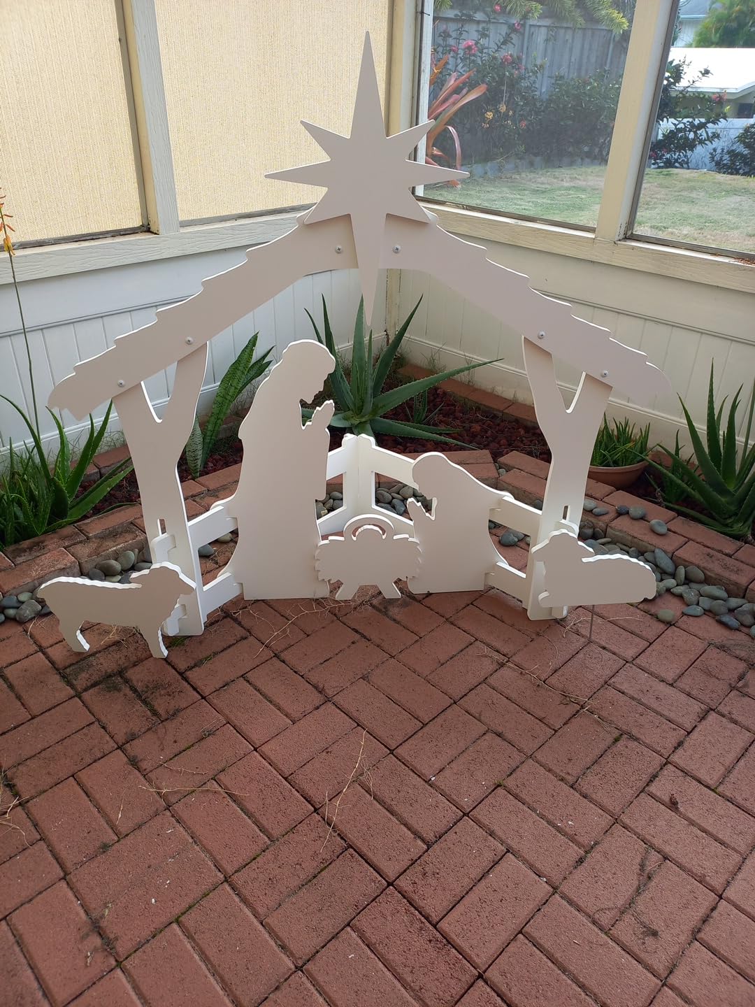 FrontYard Originals All-Weather Outdoor Nativity, Waterproof, Made in USA, Over 4ft Tall, Durable Material, Simple Assembly, Easy Storage, Yard Nativity Set customer photo 1