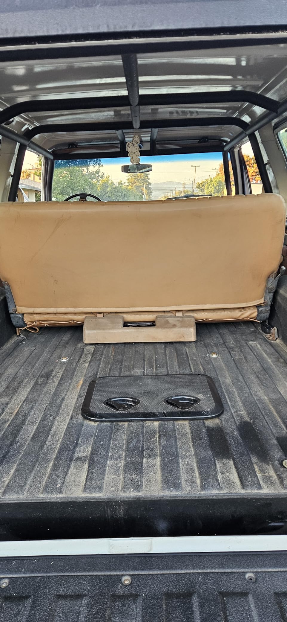 SEAFLO Marine Boat Deck Rectangular Access Hatch - White/Black, Lock and Key/Regular customer photo 2