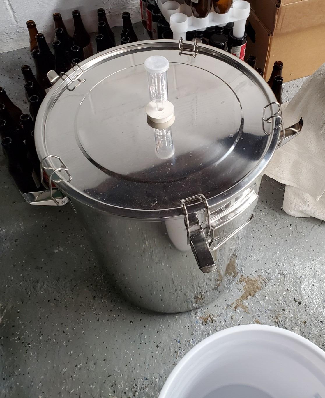 Stainless Steel Fermenter, 14 Gallon Total Capacity - Durable Wine, Beer, Mead, Kombucha Fermenter & Kettle, Ideal for 10 Gallon Batches - Fermentation Bucket & Jar for Home & Craft Brewers customer photo 1