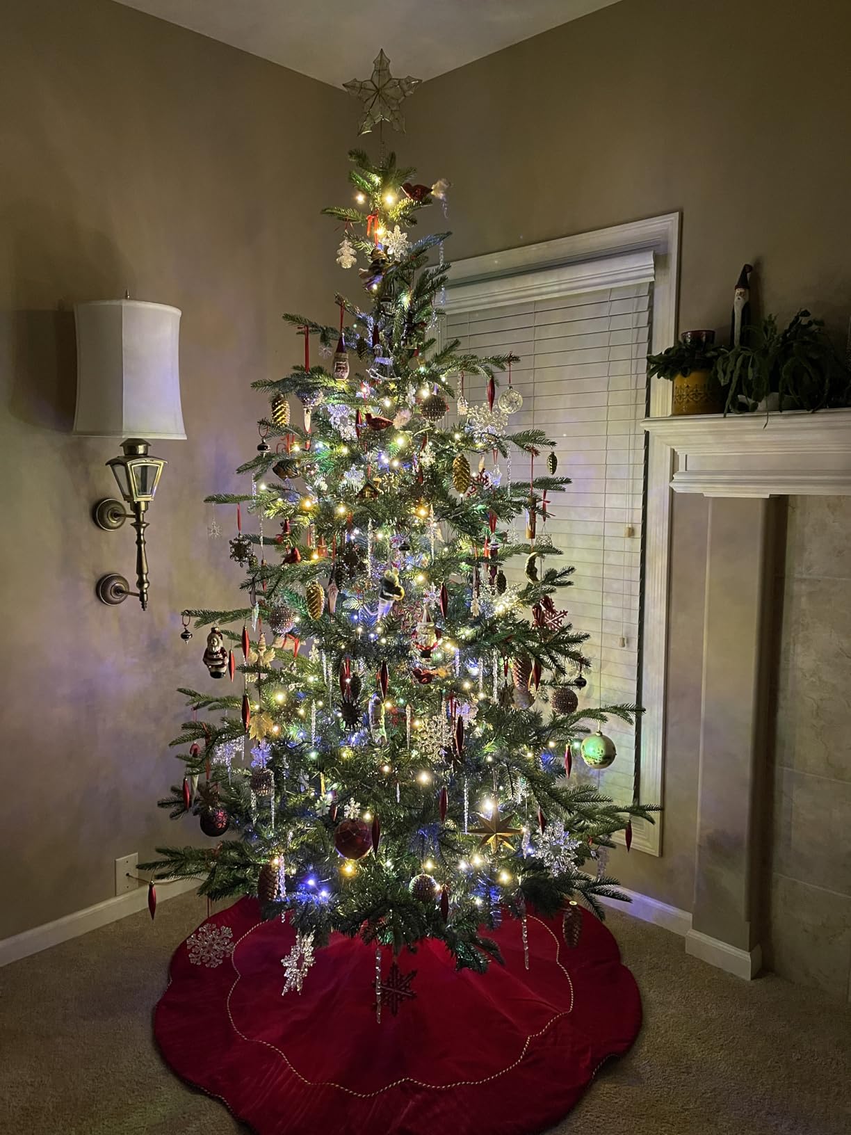 National Tree Company 7.5 ft Unlit Norwegian Spruce Artificial Christmas Tree, 1,325 Tips, Includes Stand, Green customer photo 2