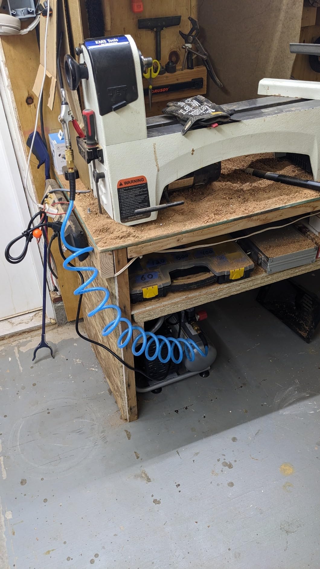 California Air Tools CAT-1P1060S Light & Quiet Portable Air Compressor, Lightweight, Ultra Quiet, Oil-Free, 1 Gallon Steel Tank, .6 HP, 56 dBA Noise Level, Silver customer photo 2