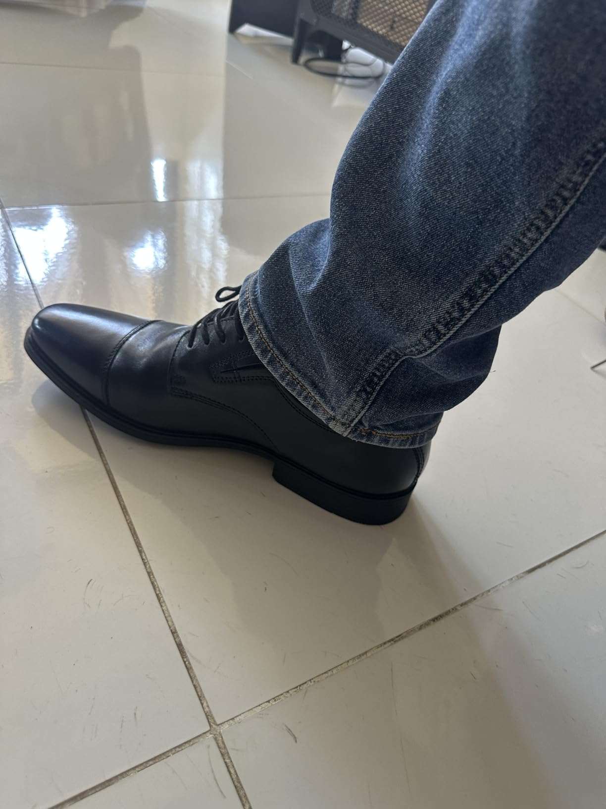 Clarks Men's Tilden Cap Oxford Shoe customer photo 1