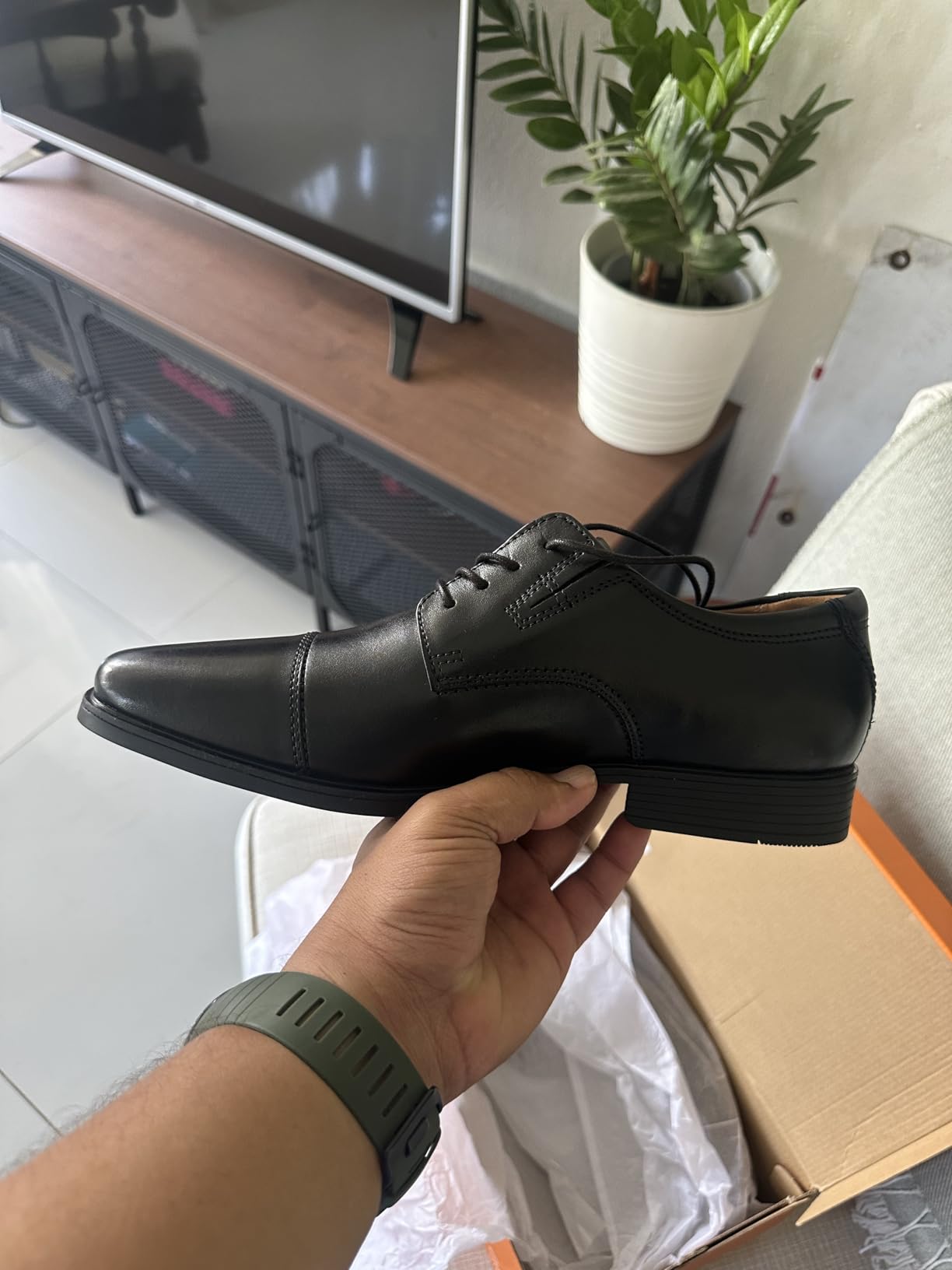 Clarks Men's Tilden Cap Oxford Shoe customer photo 2