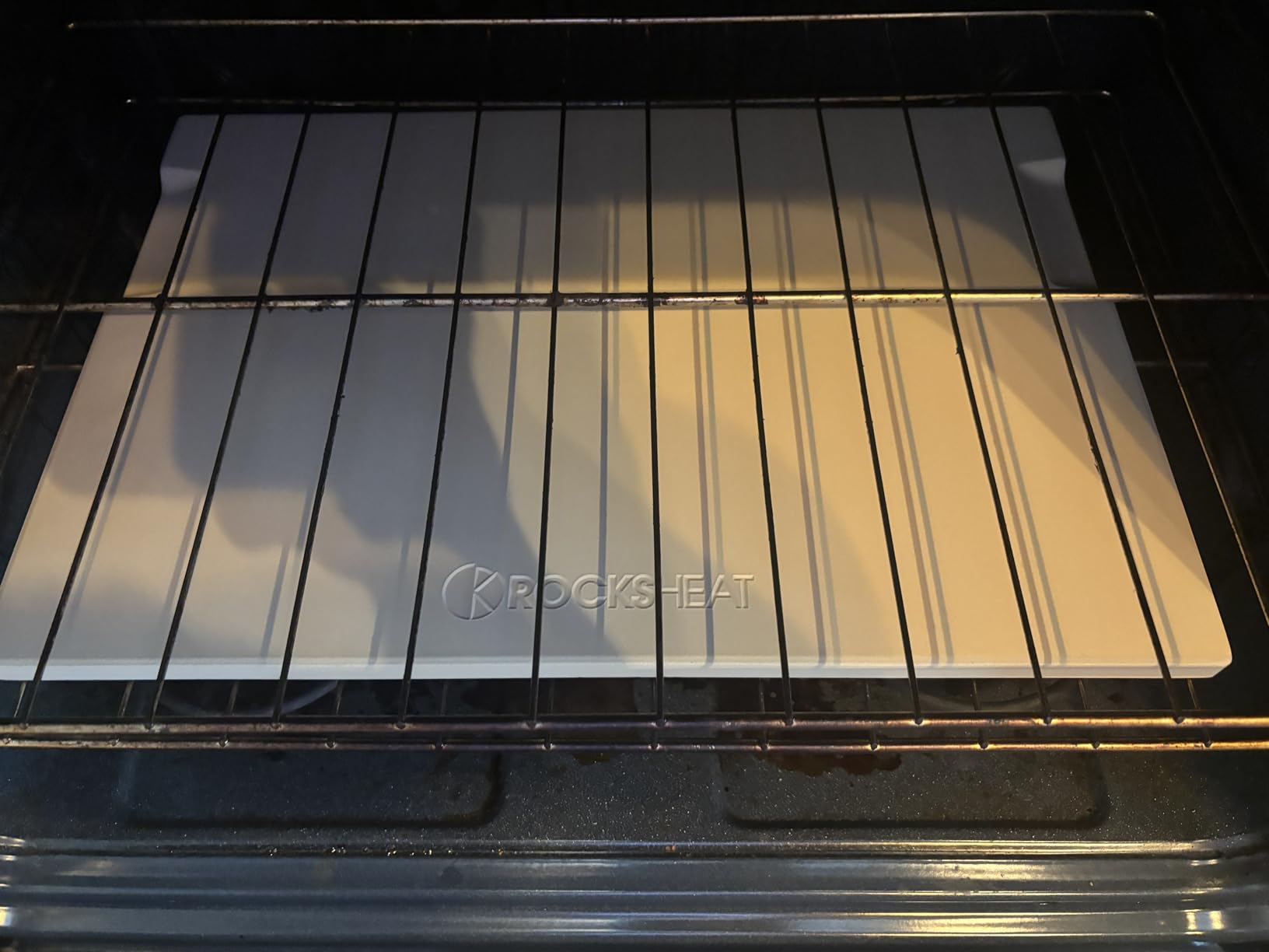 Pizza Stone for Oven and Grill, 15x12 Inch Cordierite Baking Stone with 4 Built-in Handles, 7.4lbs Heavy Duty Thermal Shock Resistant for Crispy Crust Pizza Bread Cookies BBQ customer photo 2