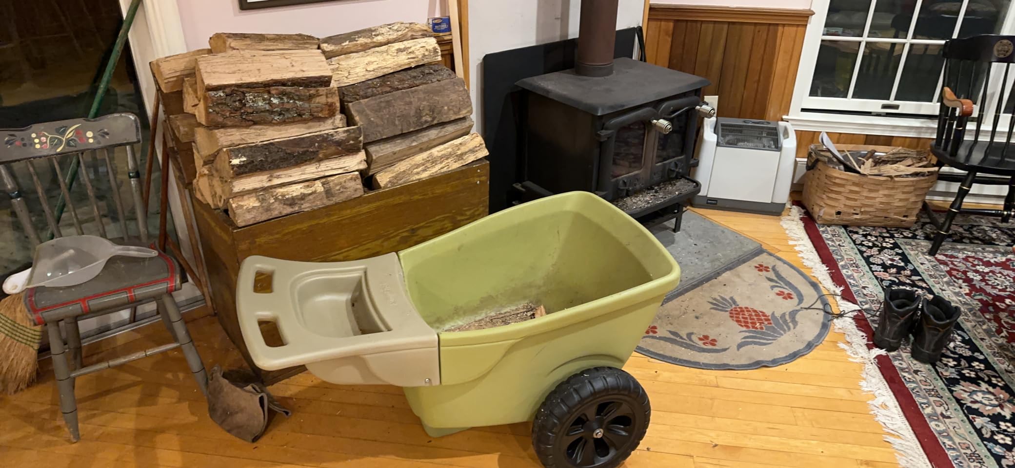 American Home 41604R-01 Easy Haul Wheelbarrow customer photo 2