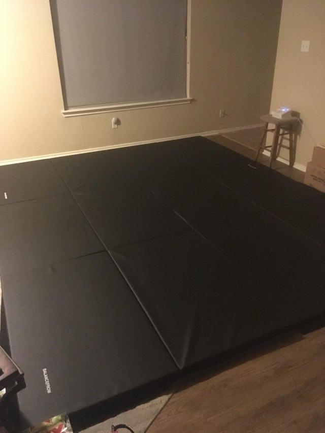 BalanceFrom 10x4 Feet 4-Panel Folding Gymnastics Mat - 2-Inch Thick Pad with Vinyl Surface and Carrying Handles customer photo 1