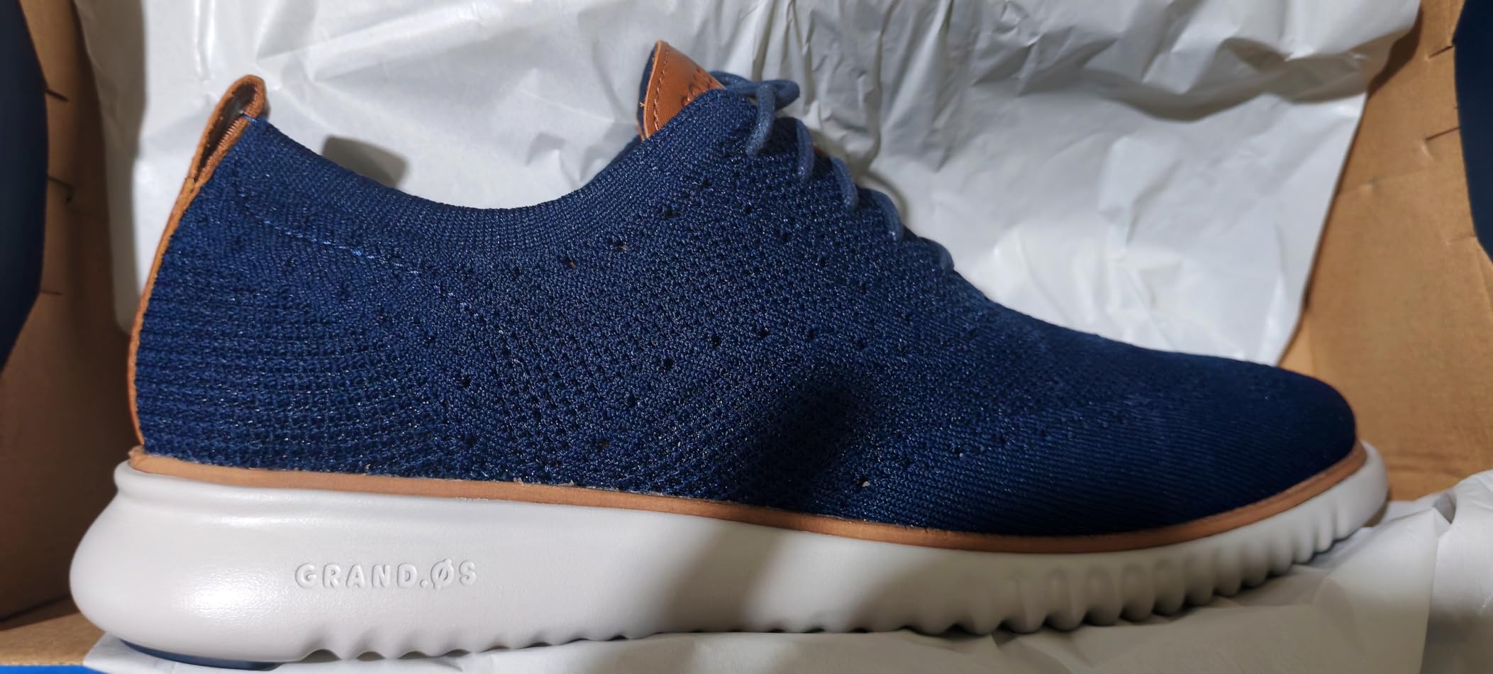 Men's 2.Zerogrand Lightweight Stitchlite Oxford customer photo 1