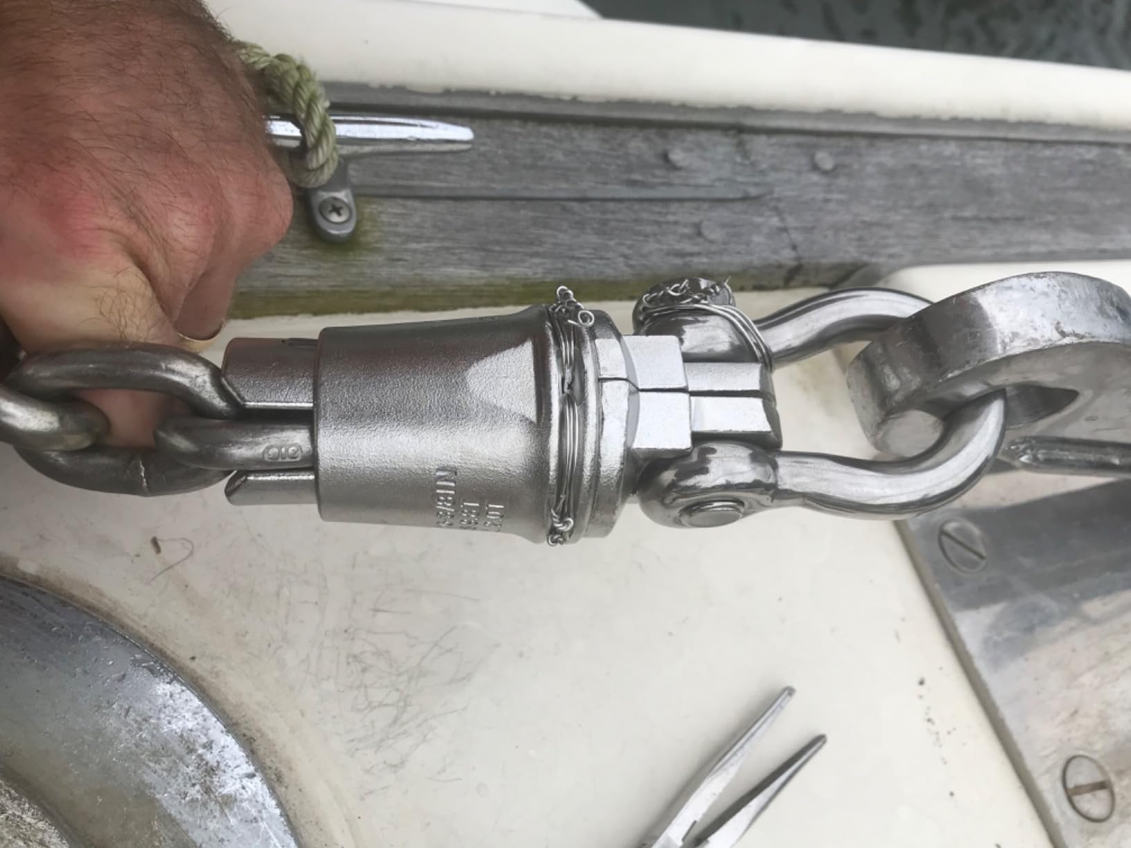 Mantus Chain Swivel customer photo 1