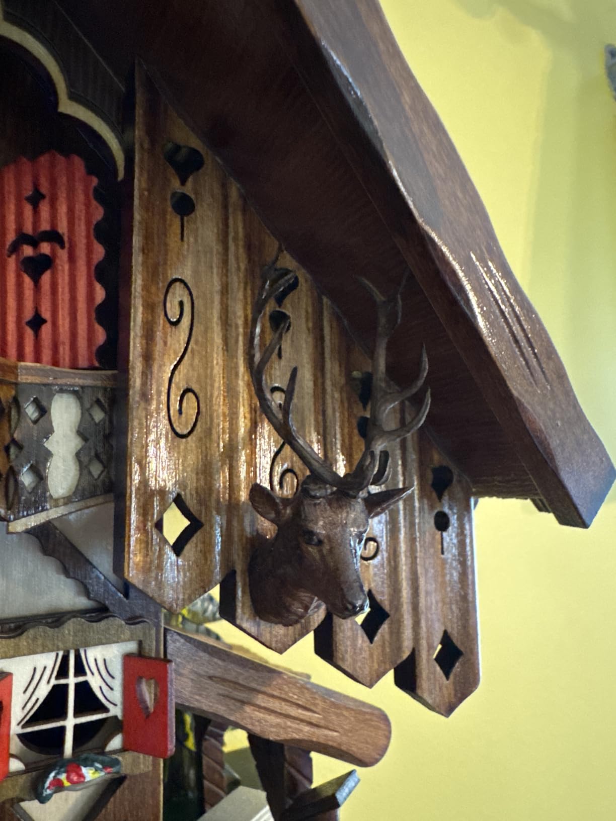 Engstler Quartz Cuckoo Clock Black Forest House with Music, Dancers and Moving Train EN 48710 QMT customer photo 1