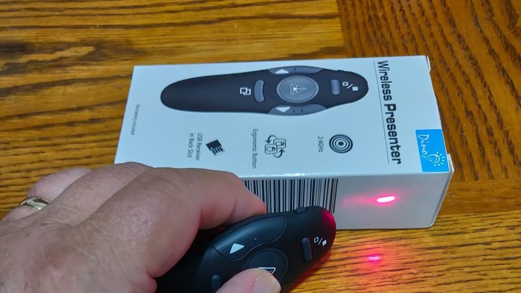 Presentation Remote Clicker, USB A & USB C Wireless Presenter for PowerPoint Presentation Remote, RF 2.4GHz Slide Advancer for Mac, Keynote, Computer, Laptop customer photo 2