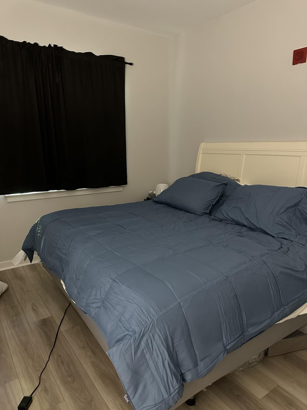 Bare Home Comforter Set - Queen Size - Ultra-Soft - Goose Down Alternative - Premium 1800 Series - All Season Warmth (Queen, Grey) customer photo 2