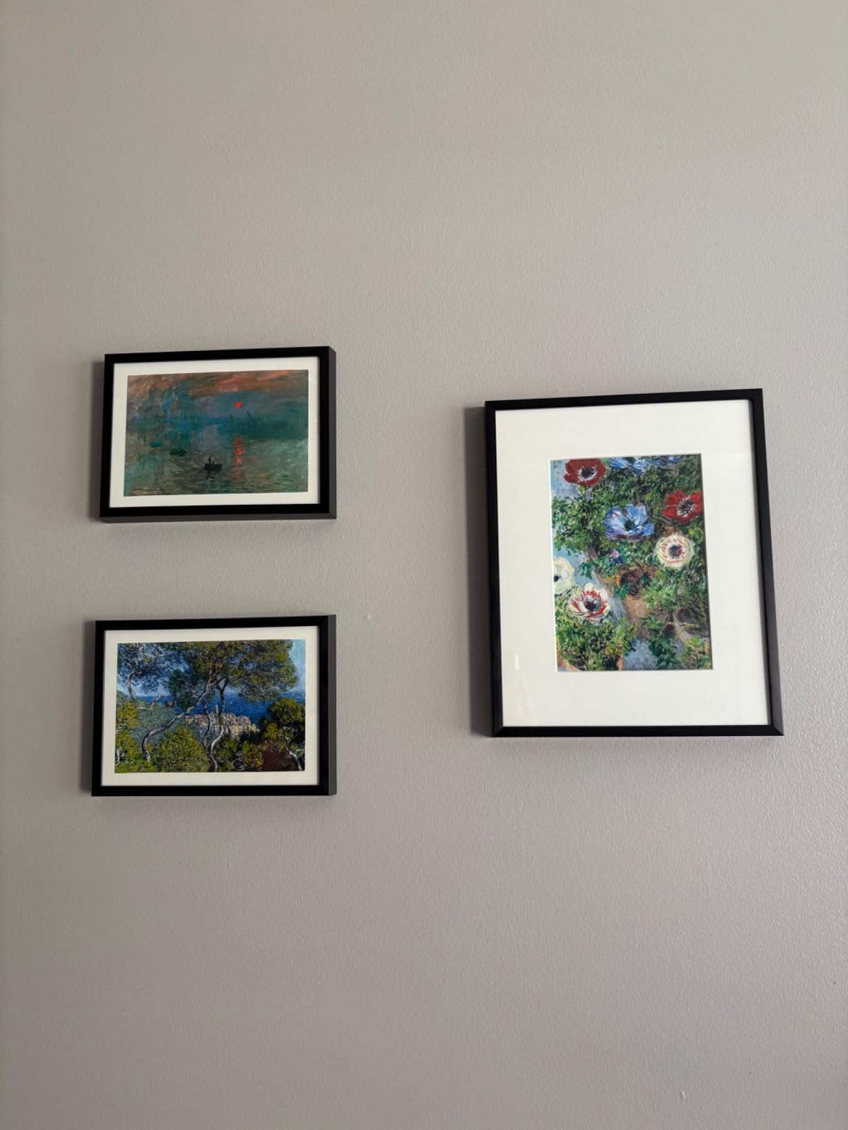 Golden State Art, Aluminum Gallery Wall Frame Set of 7 - Includes One 11x14, Two 8x10, and Four 5x7 - Metal Frames with Mat & Real Glass Cover for Elegant Home or Office Decor (Style 2, Black) customer photo 1