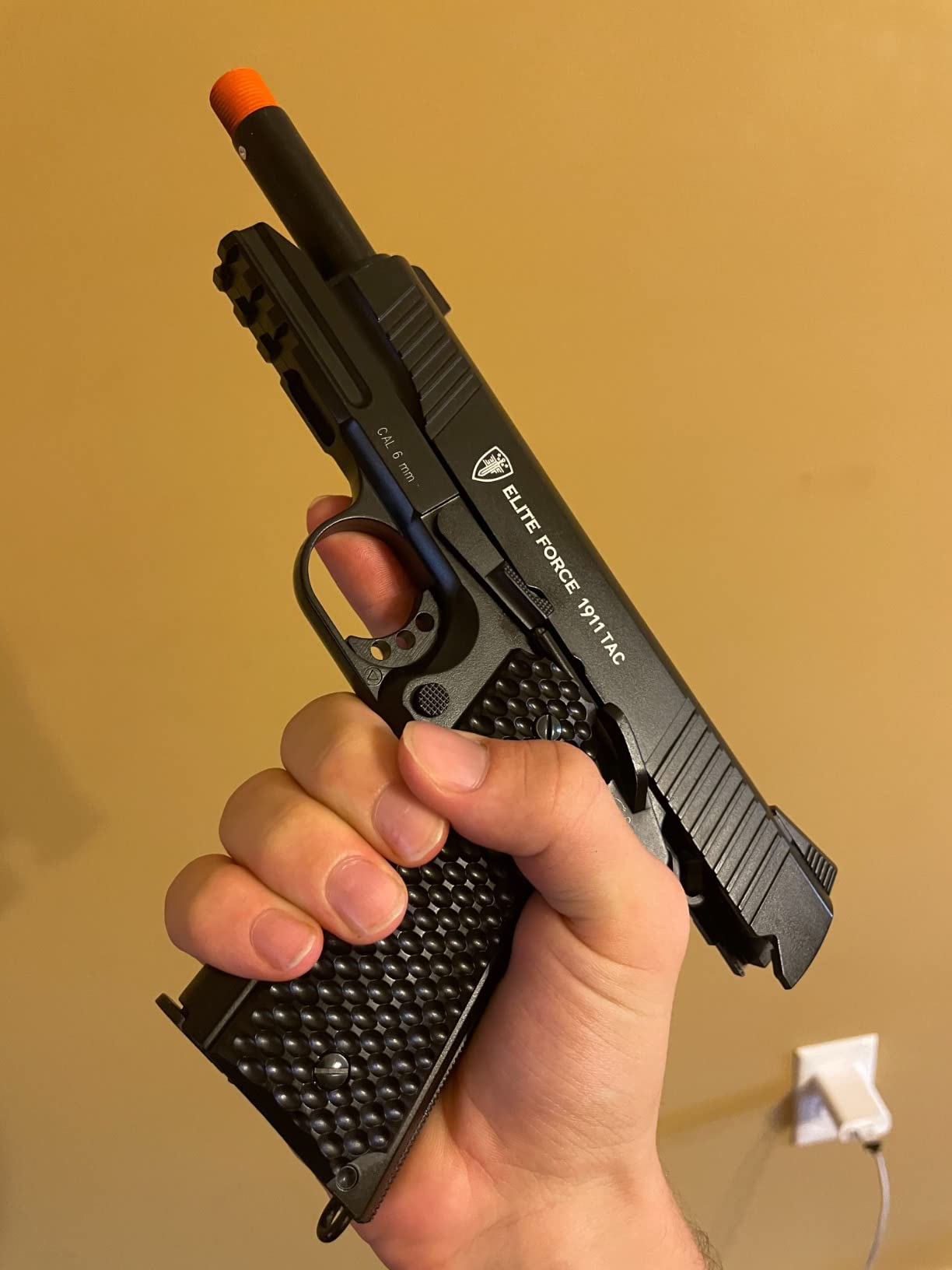 Elite Force 1911 Blowback 6mm BB Pistol Airsoft Gun customer photo 1