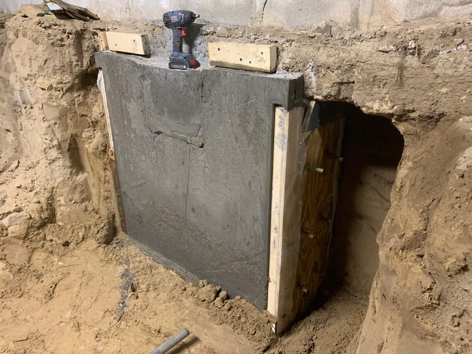 Seeutek Concrete Vibrating Tool - 1500W 16000 RPM Portable Pencil Cement Vibrator to Remove Air Bubbles and Level Concrete with 4.5m (14-3/4ft) Long Shaft Rod, Easy to Use customer photo 2