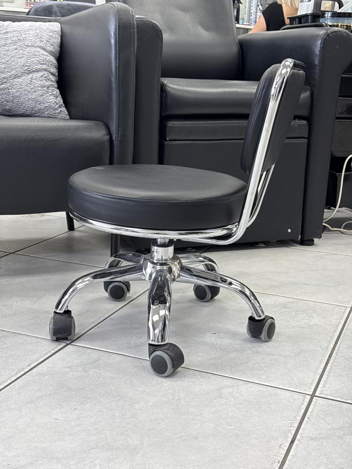 MAYAKOBA Salon Nail Pedicure Stool Pedicure Chair Dayton Black Pneumatic, Adjustable, Rolling Salon Furniture & Equipment customer photo 2